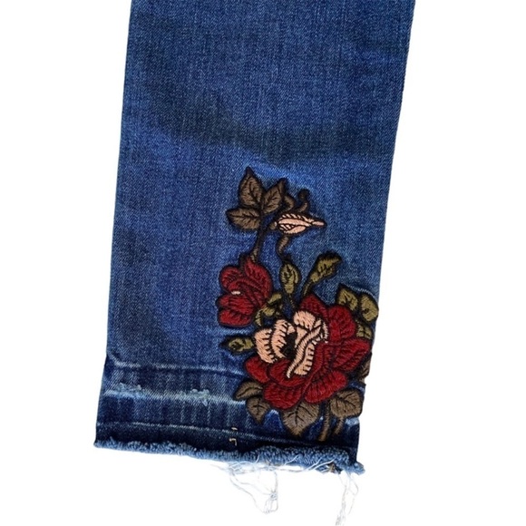 Flying Monkey Skinny Jeans Embroidered Roses 24 🌹 - Picture 5 of 12